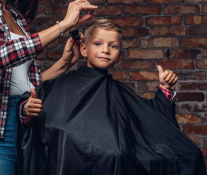 Kinderfriseur – entspannter Haarschnitt